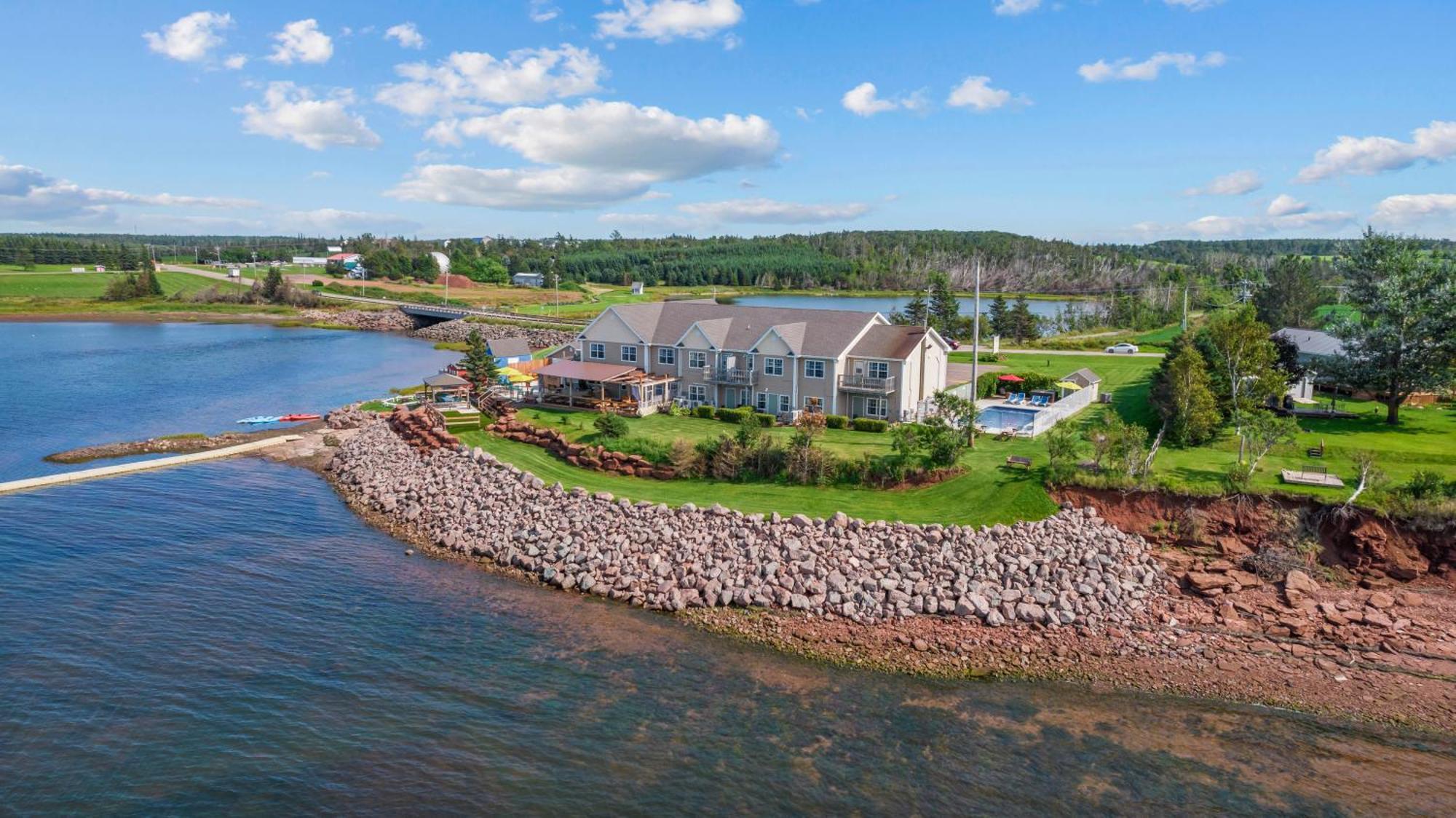 Inn At The Pier Кавендиш Экстерьер фото